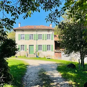 Domaine De Montfort Hébergement de vacances Saint-Lizier